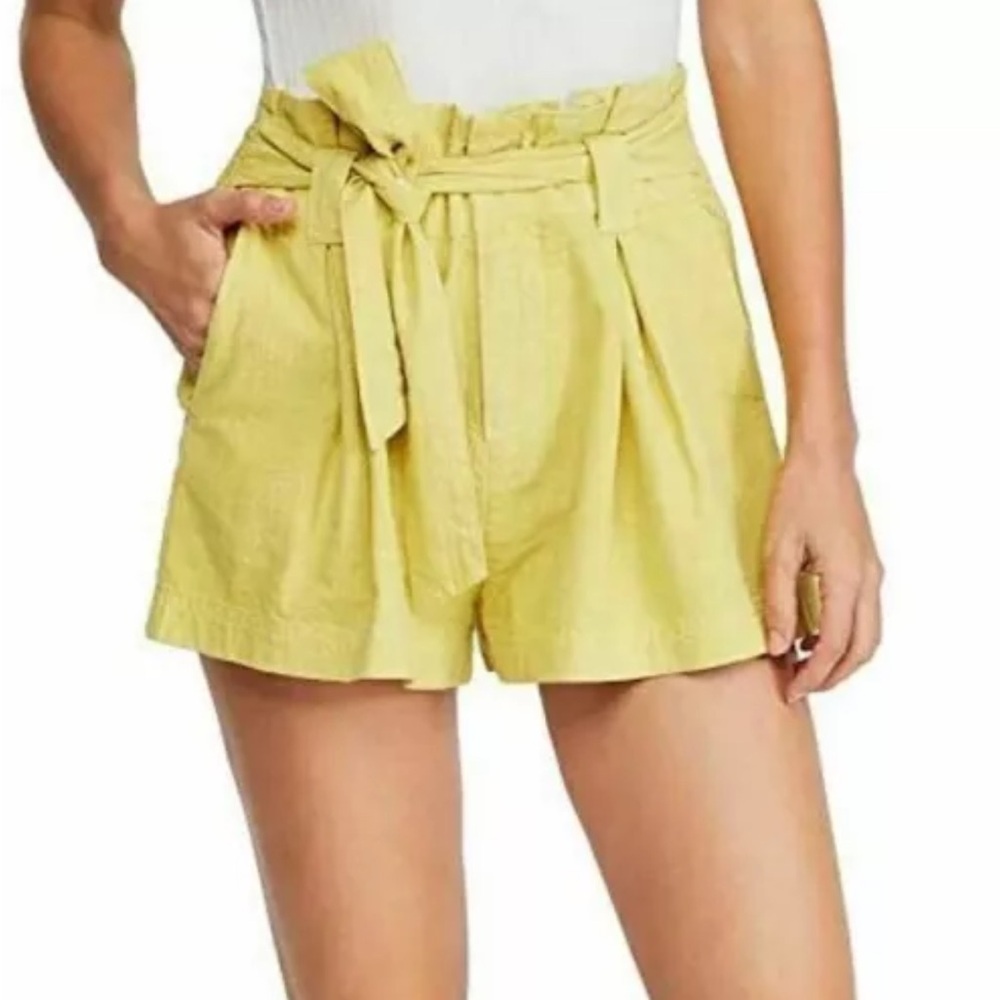 Free People Everywhere You Go Belted Pleated Cotton Shorts w Pockets